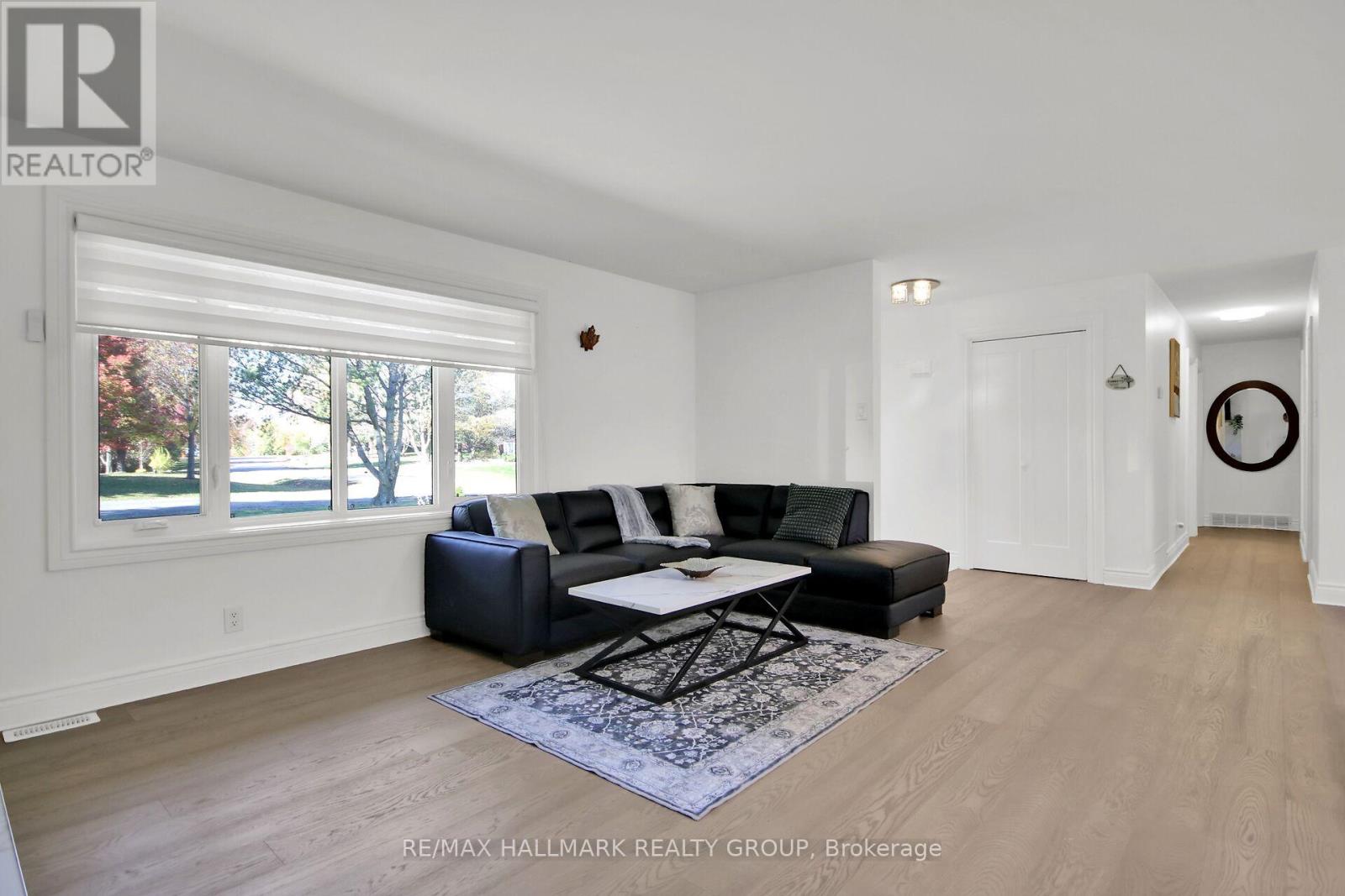 Bright & Spacious Living Room
