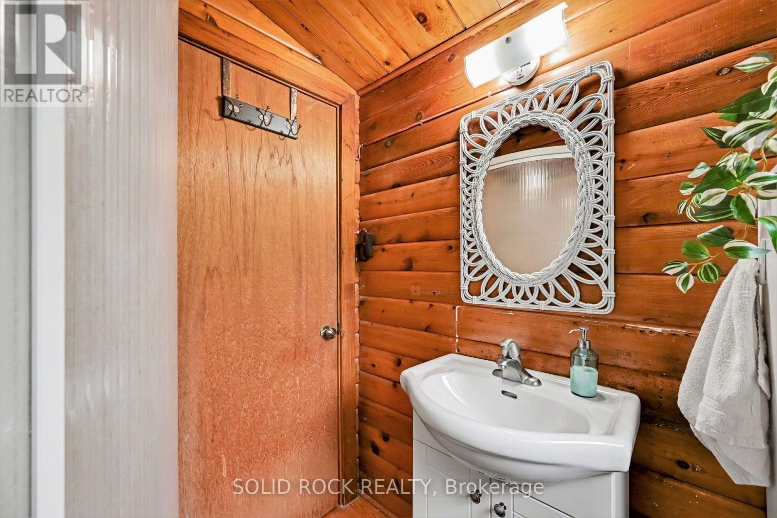 Main floor bathroom