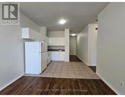 309 - 1801 Eglinton Avenue W, Toronto, ON M6E2H7 Photo 7