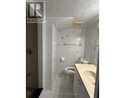 Two Bedrooms Lower - 64 Charlton Blvd Boulevard, Toronto, ON M2M1B9 Photo 8