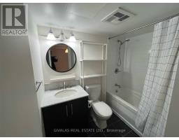 2412 - 2181 Yonge Street, Toronto, ON M4S3H7 Photo 14