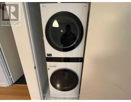 2412 - 2181 Yonge Street, Toronto, ON M4S3H7 Photo 16
