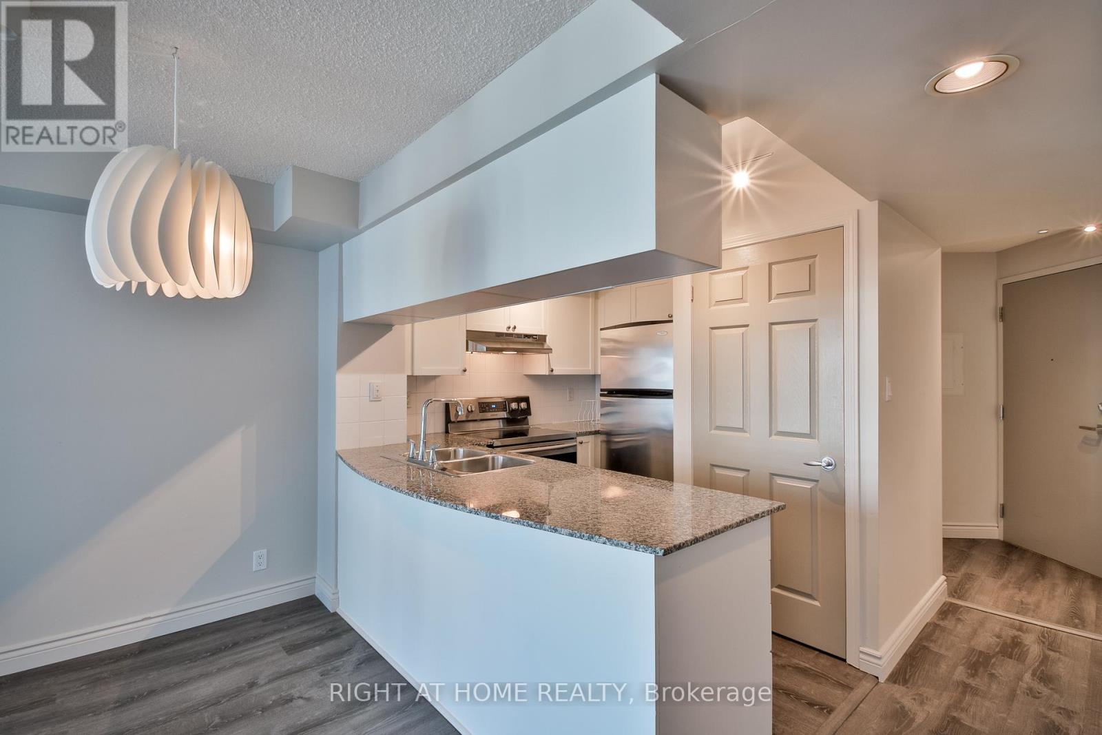 222- 230 Queens Quay West, Toronto, ON photo 21