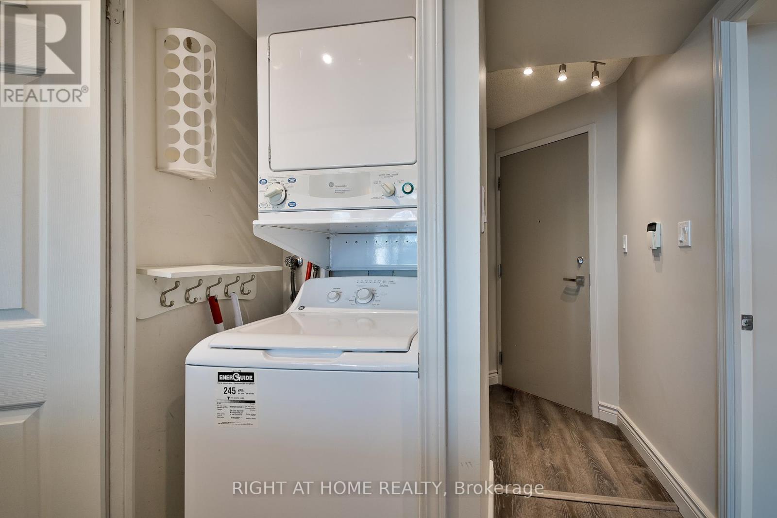 222- 230 Queens Quay West, Toronto, ON photo 38