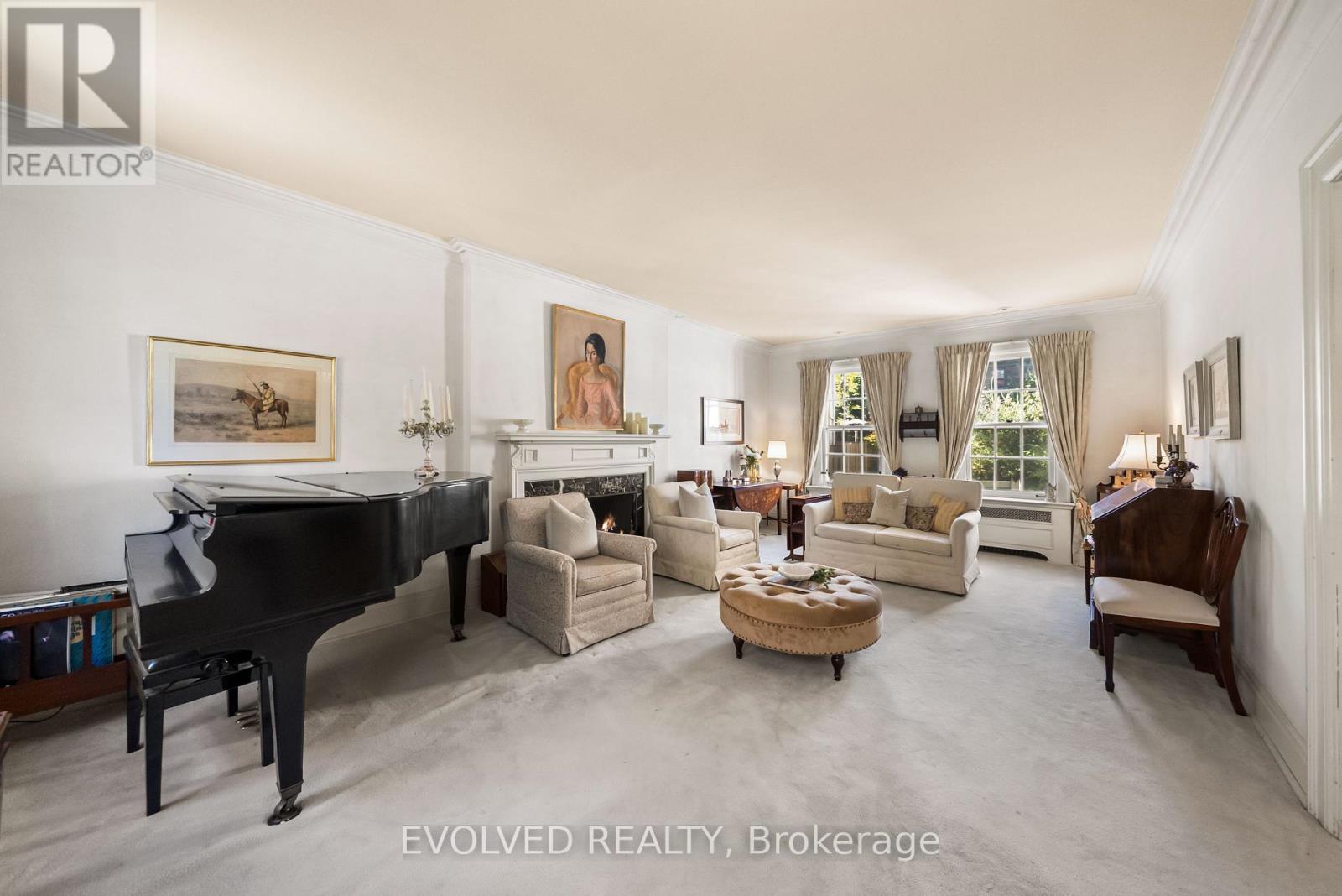 4 Dunloe Road, Toronto, ON photo 3