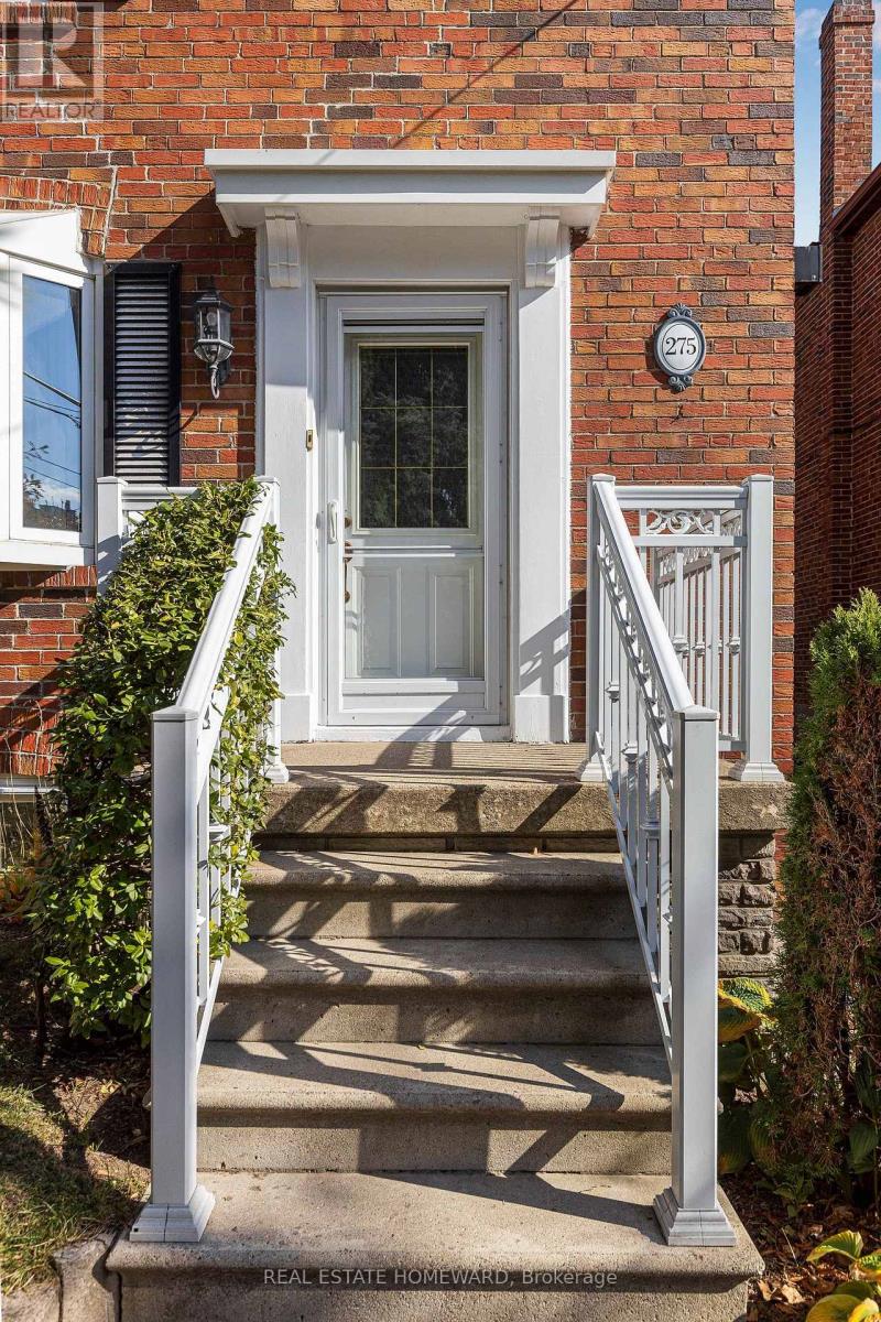 275 Blantyre Avenue, Toronto, ON photo 2