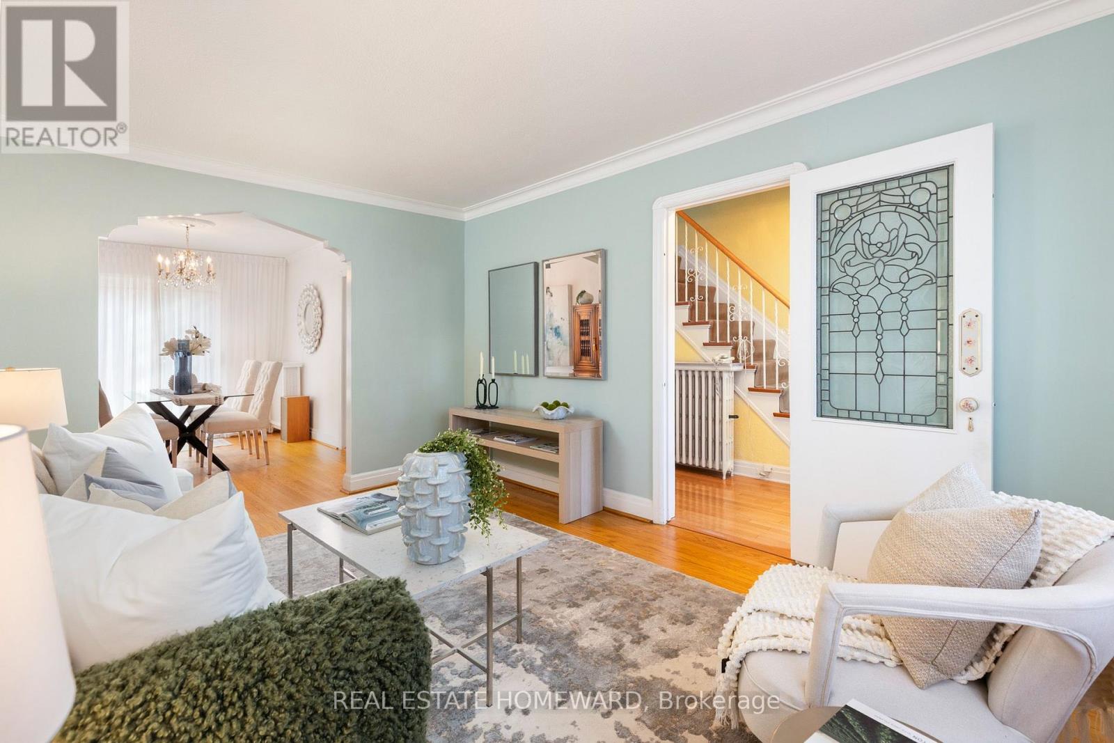 275 Blantyre Avenue, Toronto, ON photo 4