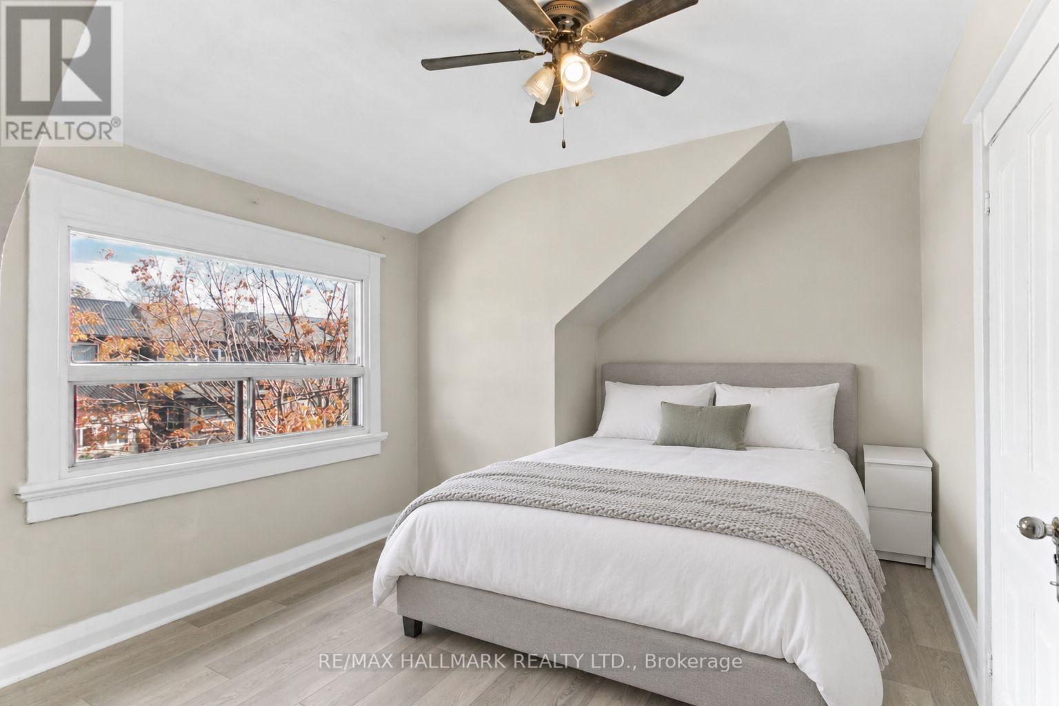 20 Kelvin Avenue, Toronto, ON photo 19