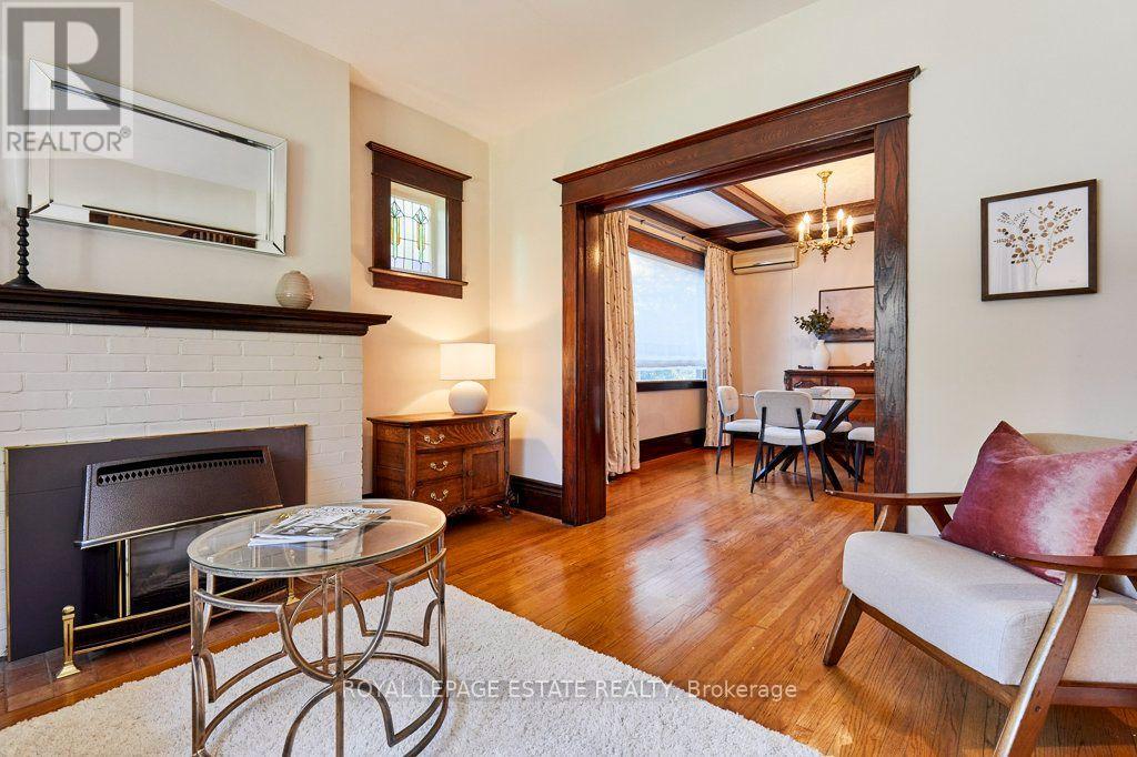 26 Bingham Avenue, Toronto, ON photo 4
