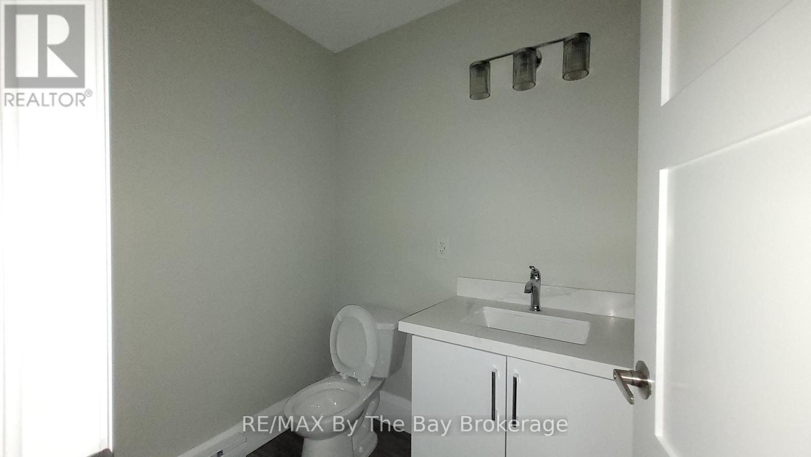 #1-436 5th Avenue, Tay photo 12