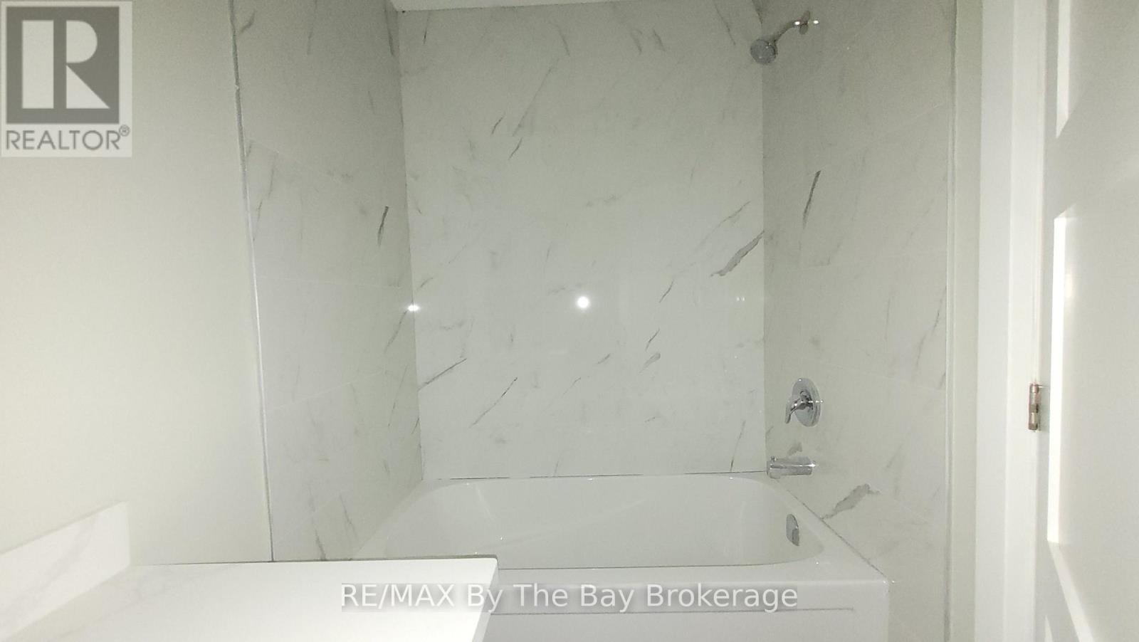 #1-436 5th Avenue, Tay photo 13