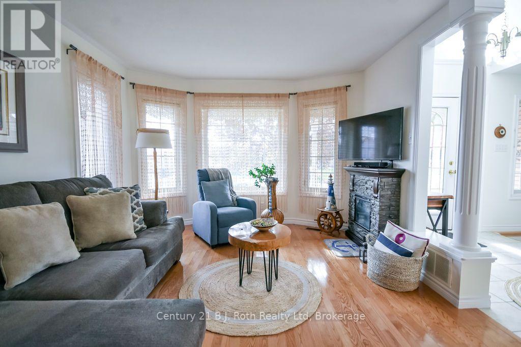 40 Marchand Drive, Penetanguishene photo 4