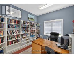 40 Marchand Drive, Penetanguishene, ON L9M2H9 Photo 32