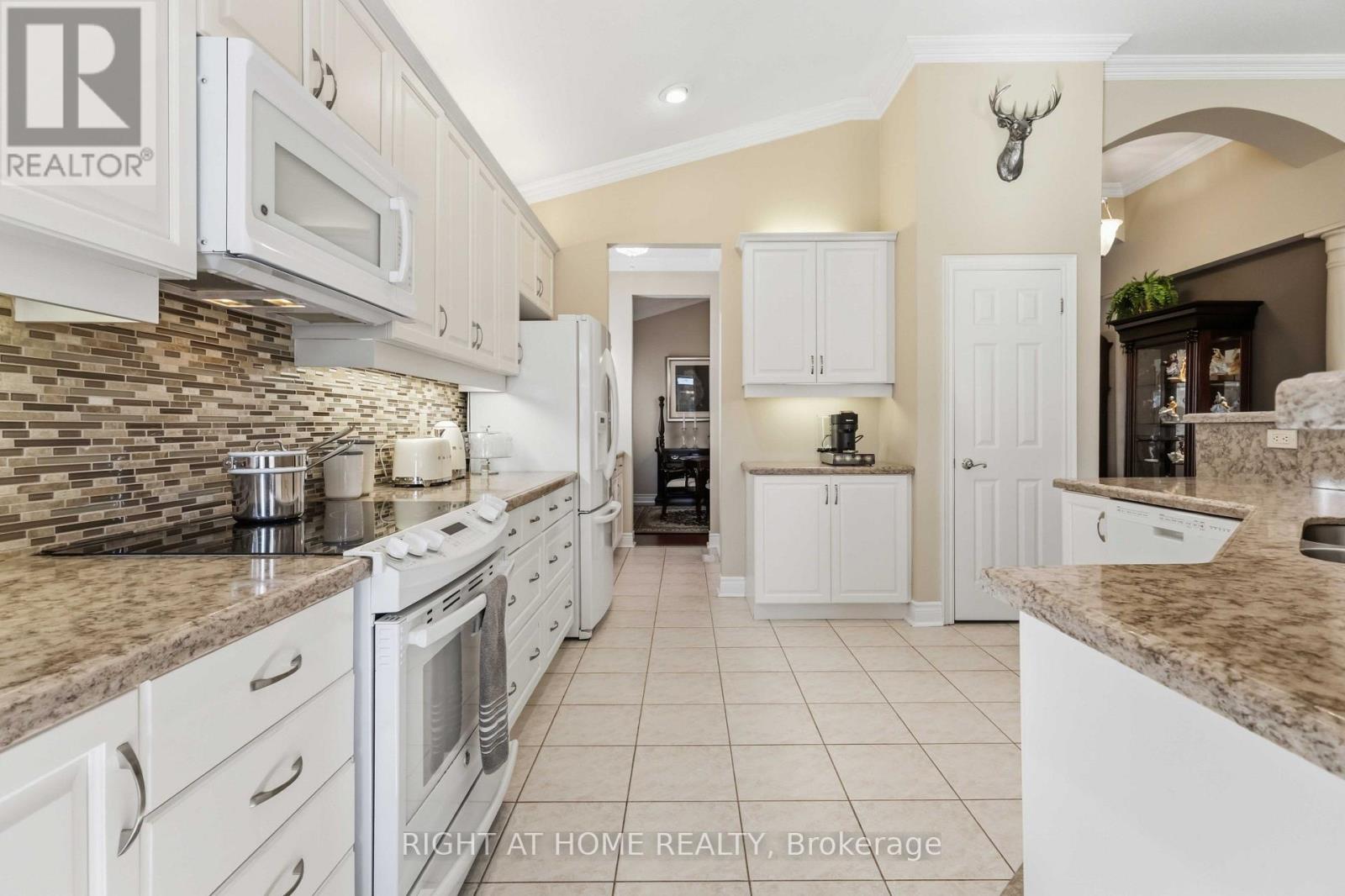 46 Player Place, Whitchurch-Stouffville, ON photo 21