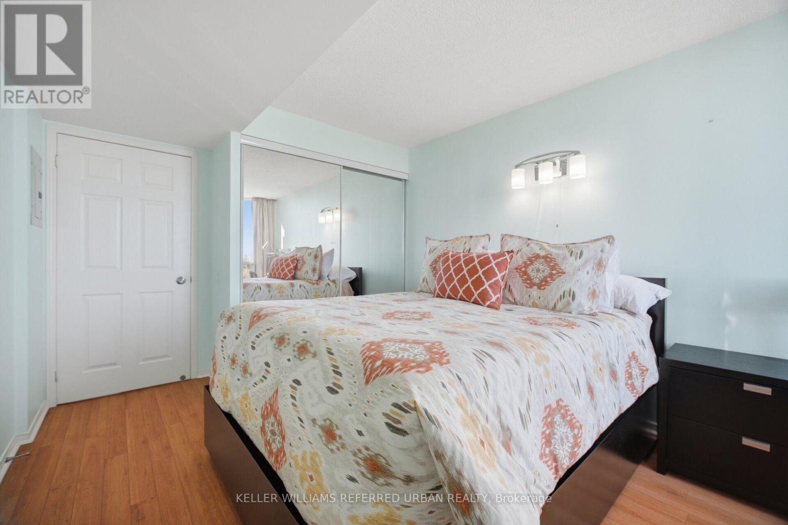 Ph307- 5 Emerald Lane, Vaughan, ON photo 13
