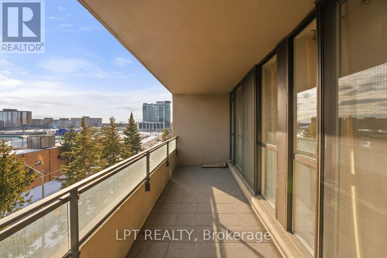 521- 32 Clarissa Drive, Richmond Hill, ON photo 16