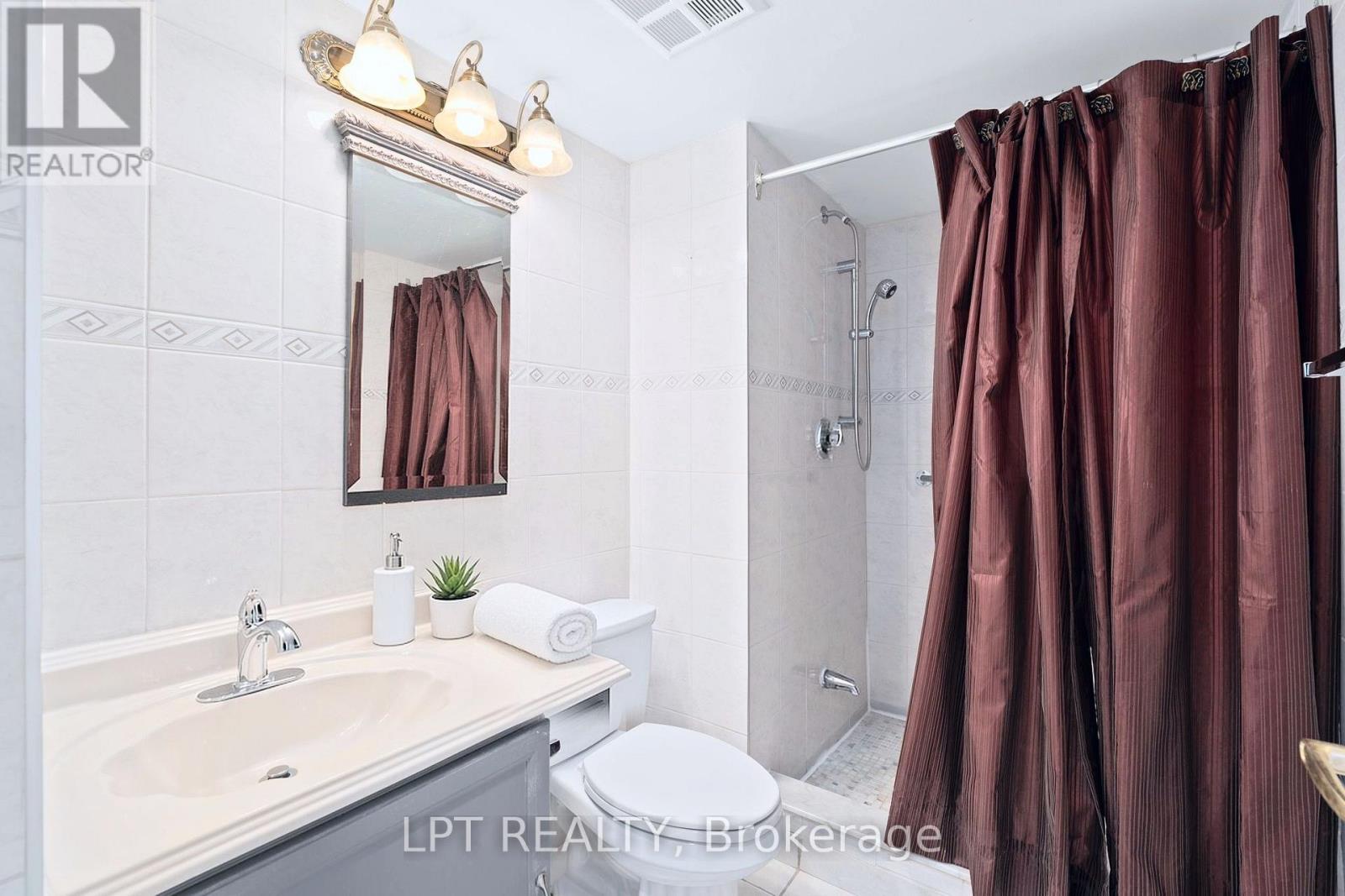 521- 32 Clarissa Drive, Richmond Hill, ON photo 24