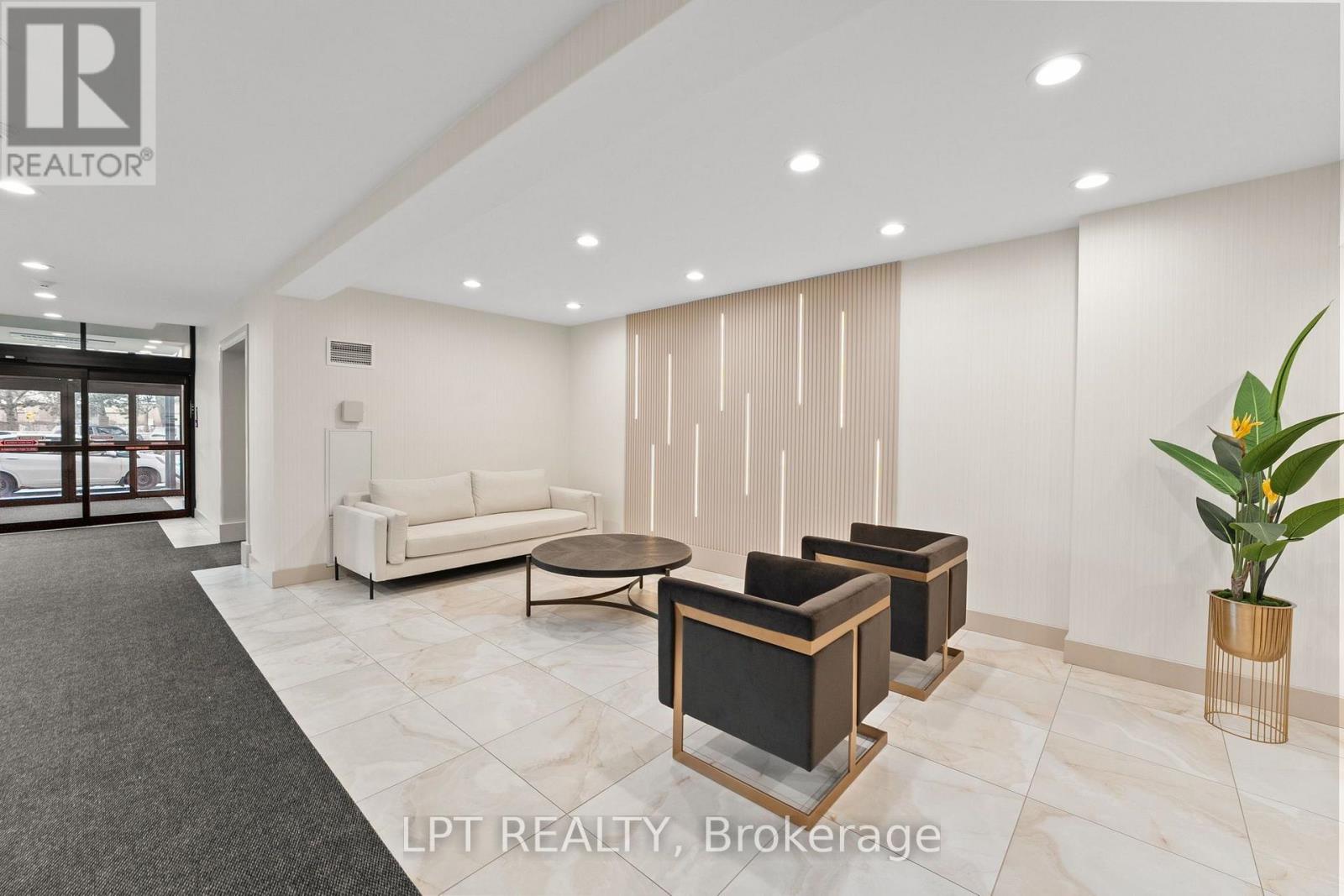 521- 32 Clarissa Drive, Richmond Hill, ON photo 34
