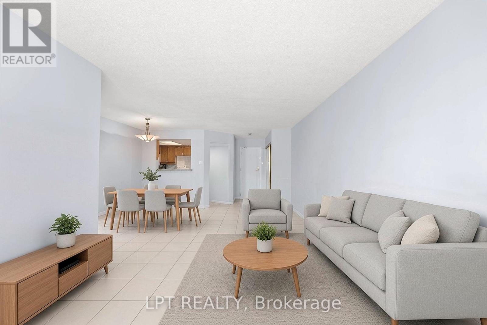 521- 32 Clarissa Drive, Richmond Hill, ON photo 4