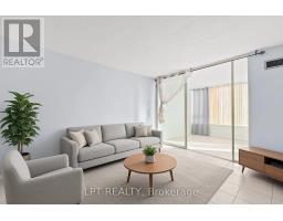 521 - 32 Clarissa Drive, Richmond Hill, ON L4C9R7 Photo 12