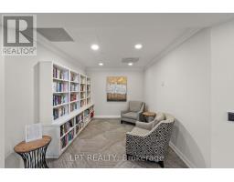 521 - 32 Clarissa Drive, Richmond Hill, ON L4C9R7 Photo 27
