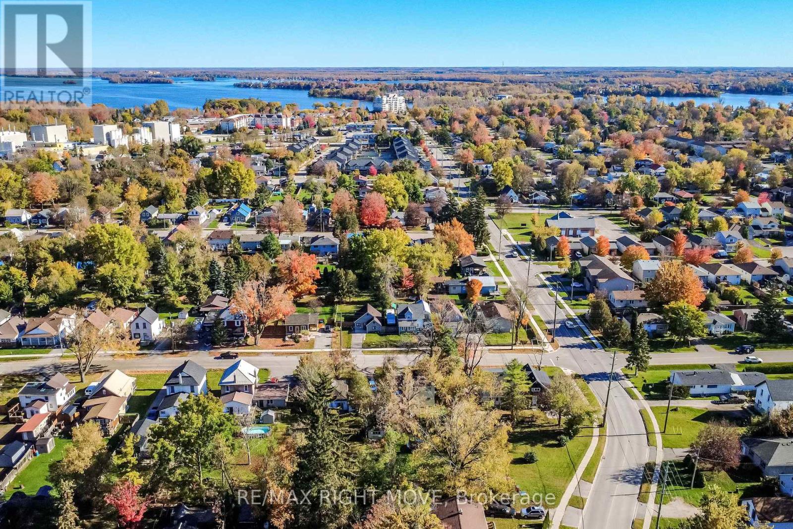 00110 James Street East, Orillia, ON photo 14