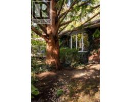 6 Rosebough Street, Dundas, ON L9H5C3 Photo 39