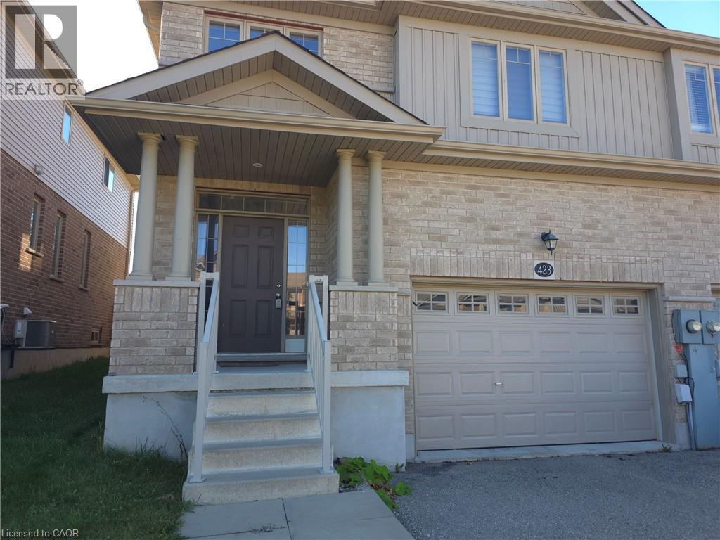 423 AVENS Street — photo 2