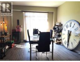 4pc Bathroom - 423 Avens Street, Waterloo, ON N2V0B5 Photo 8