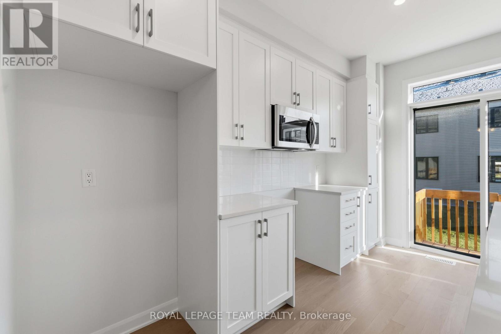 3 Bed, 3 Bath Townhouse for Sale in Ottawa – 831 FAIRLINE ROW, Ottawa – MLS# X12854668 - Image 10