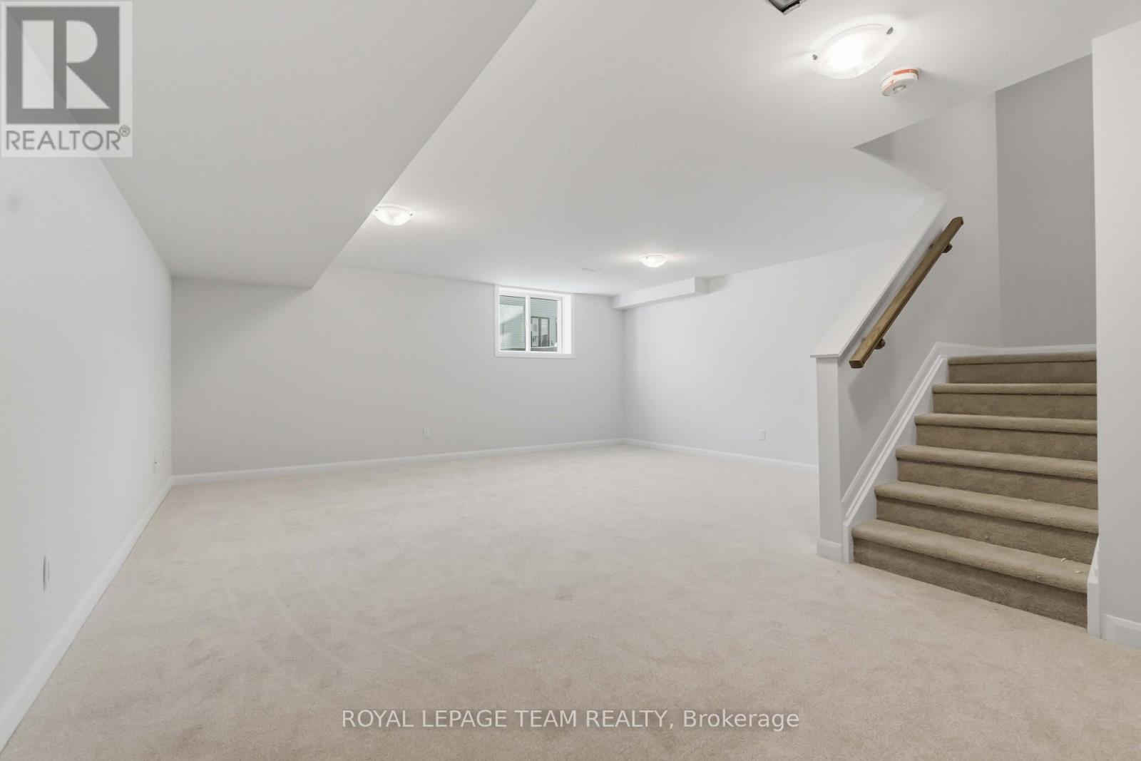 3 Bed, 3 Bath Townhouse for Sale in Ottawa – 831 FAIRLINE ROW, Ottawa – MLS# X12854668 - Image 43