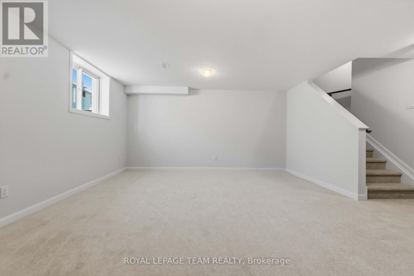 3 Bed, 3 Bath Townhouse for Sale in Ottawa – 831 FAIRLINE ROW, Ottawa – MLS# X12854668 - Image 44