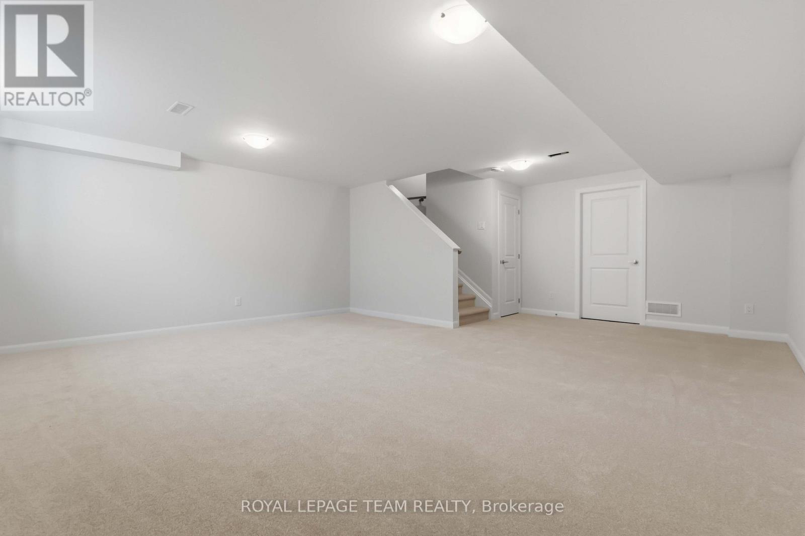 3 Bed, 3 Bath Townhouse for Sale in Ottawa – 831 FAIRLINE ROW, Ottawa – MLS# X12854668 - Image 45