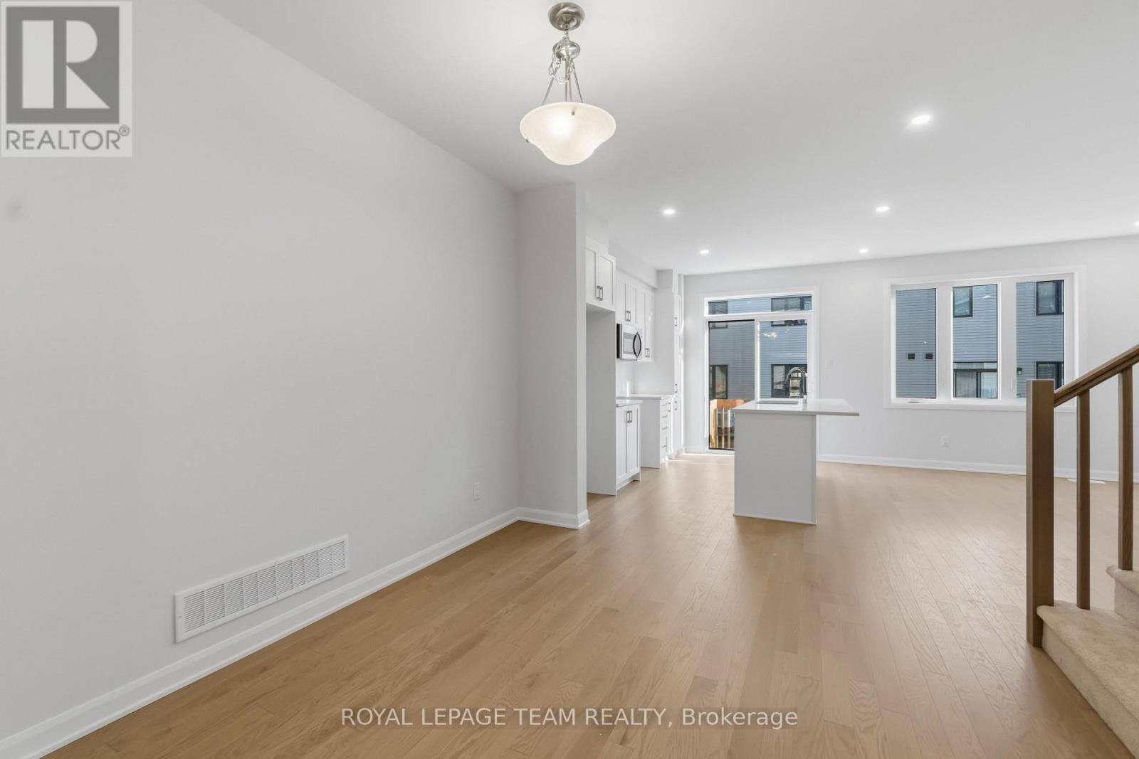 3 Bed, 3 Bath Townhouse for Sale in Ottawa – 831 FAIRLINE ROW, Ottawa – MLS# X12854668 - Image 7