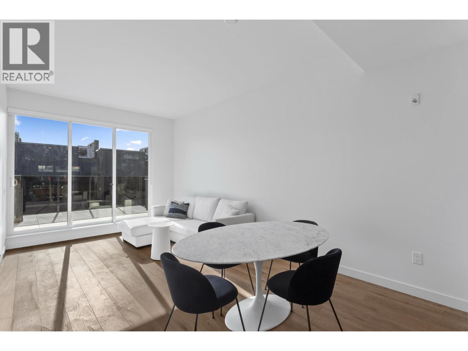 234 602 E 2nd Street, North Vancouver — photo 10