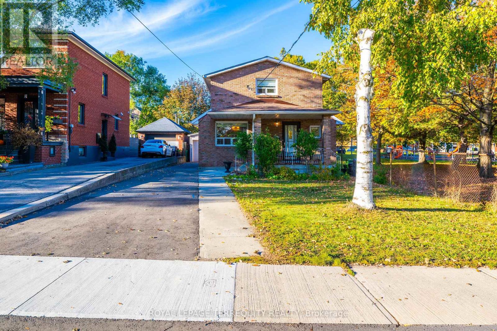1052 GLENGROVE AVENUE - 2