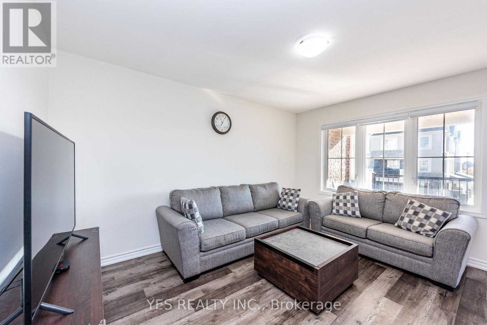873 Cactus Point East, Milton, ON photo 30