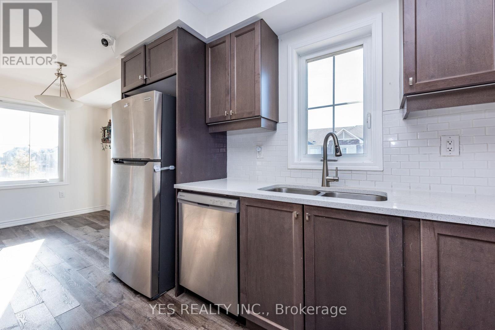 873 Cactus Point East, Milton, ON photo 37