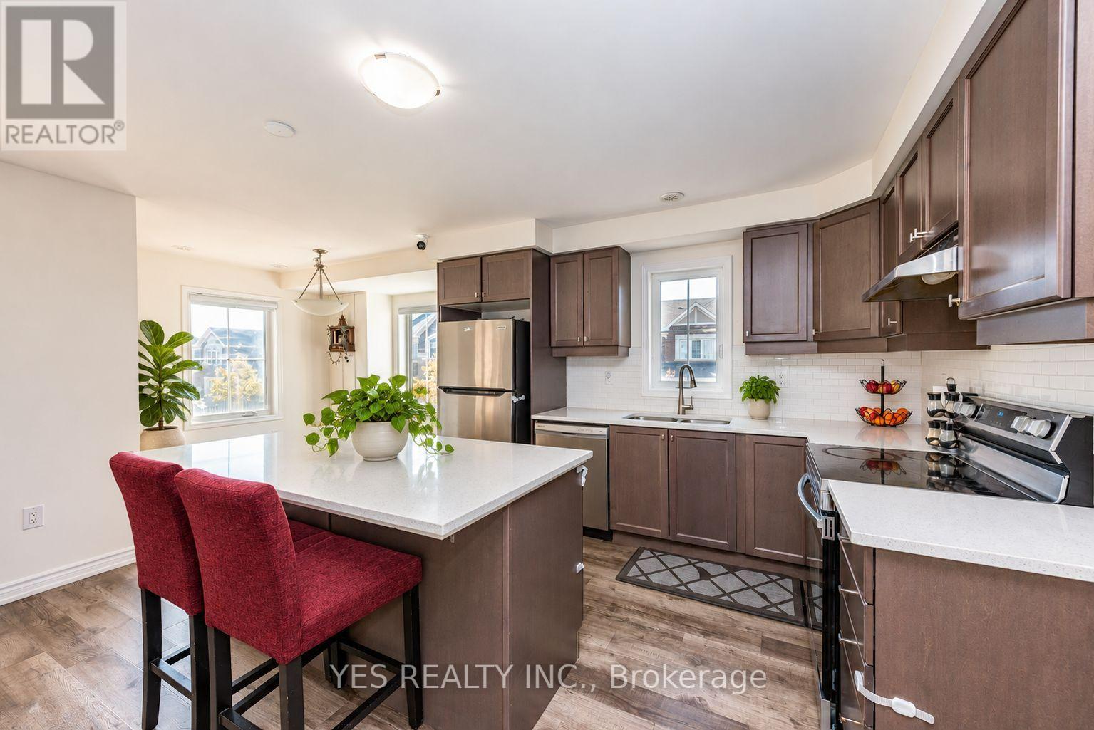 873 Cactus Point East, Milton, ON photo 4