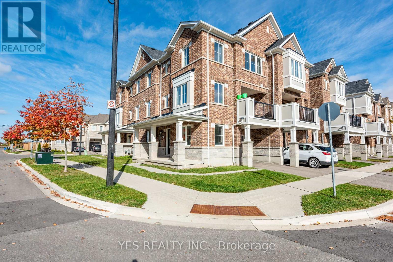 873 Cactus Point East, Milton, ON photo 6