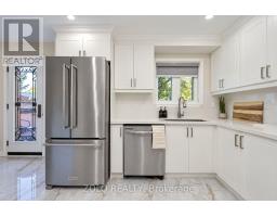 30 Morningdew Crescent, Brampton, ON L6R1K5 Photo 17