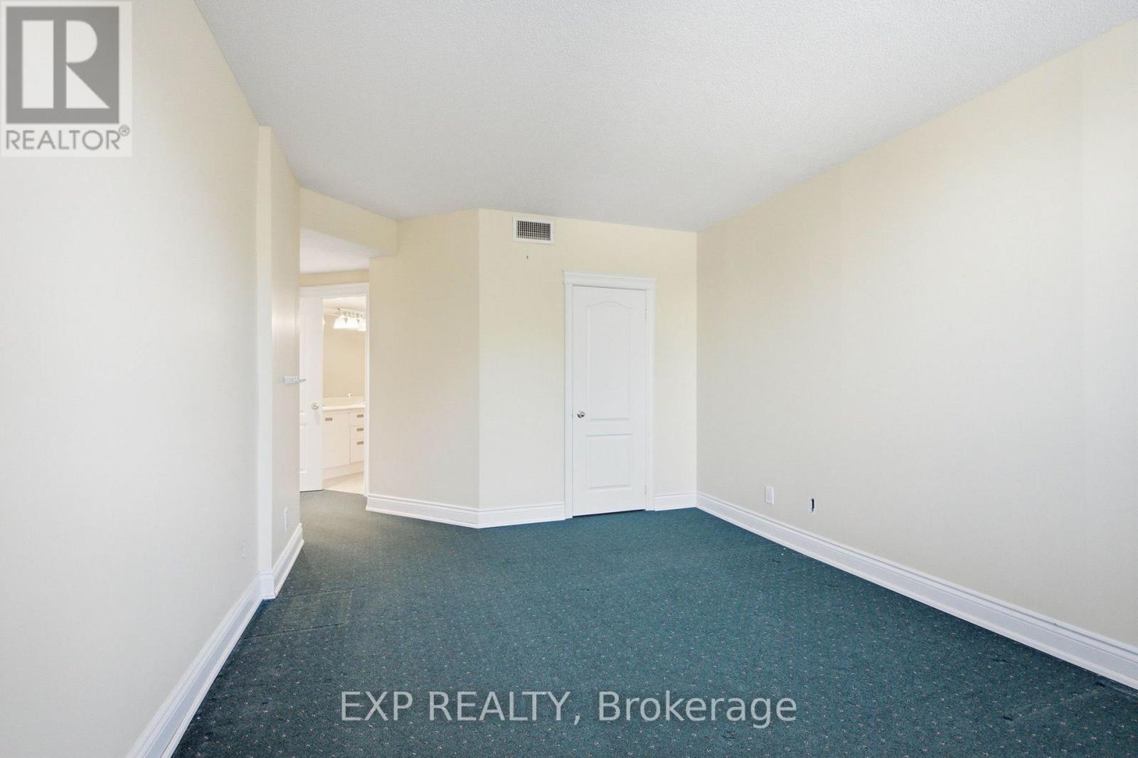 302- 1903 Pilgrims Way, Oakville, ON photo 12