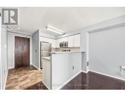 809 - 15 Michael Power Place, Toronto, ON M9A5G4 Photo 10