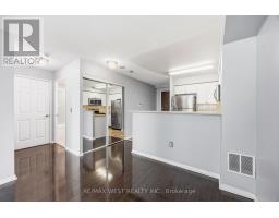 809 - 15 Michael Power Place, Toronto, ON M9A5G4 Photo 12