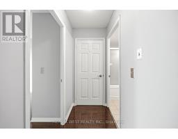 809 - 15 Michael Power Place, Toronto, ON M9A5G4 Photo 33