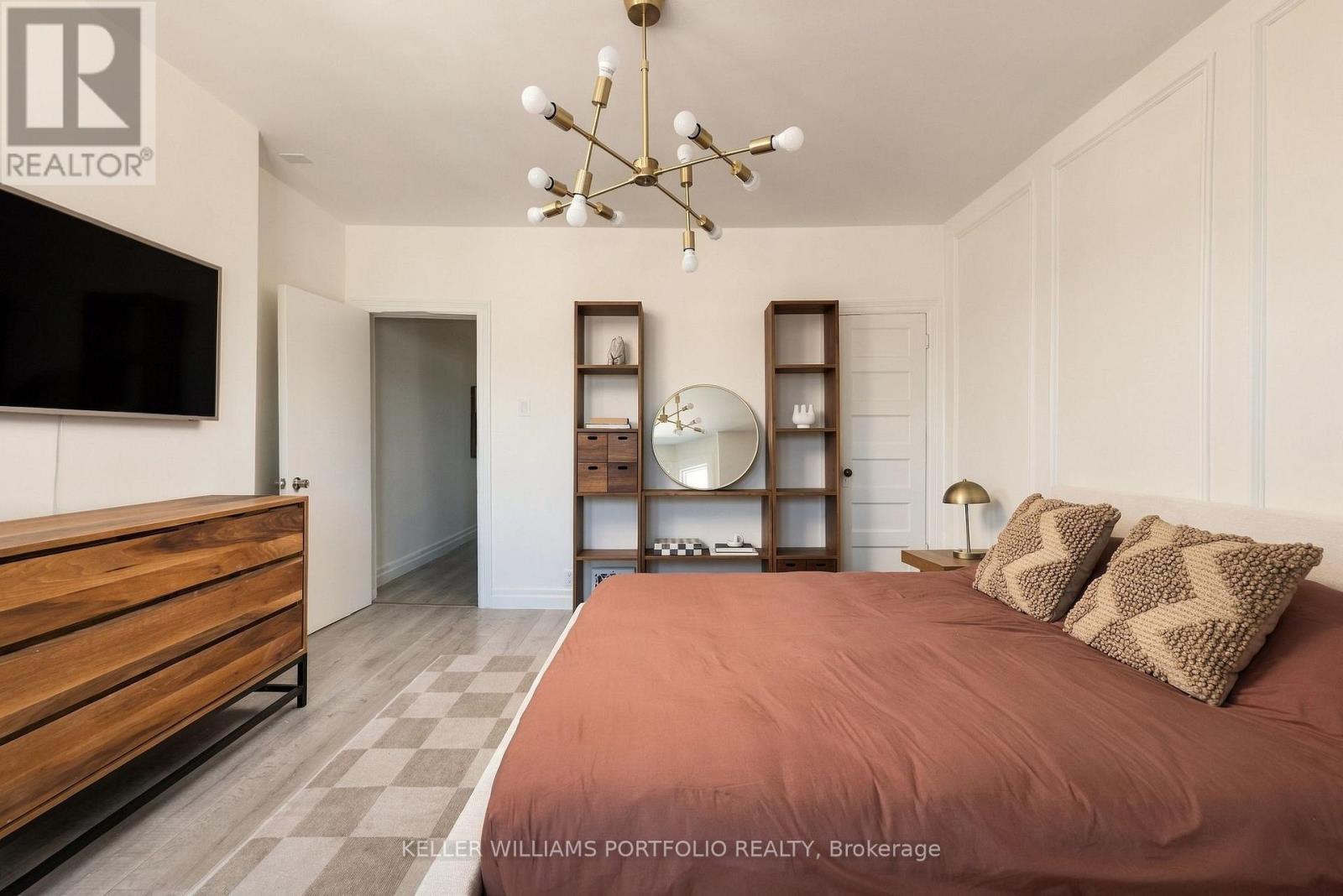 1006 Ossington Avenue, Toronto, ON photo 12