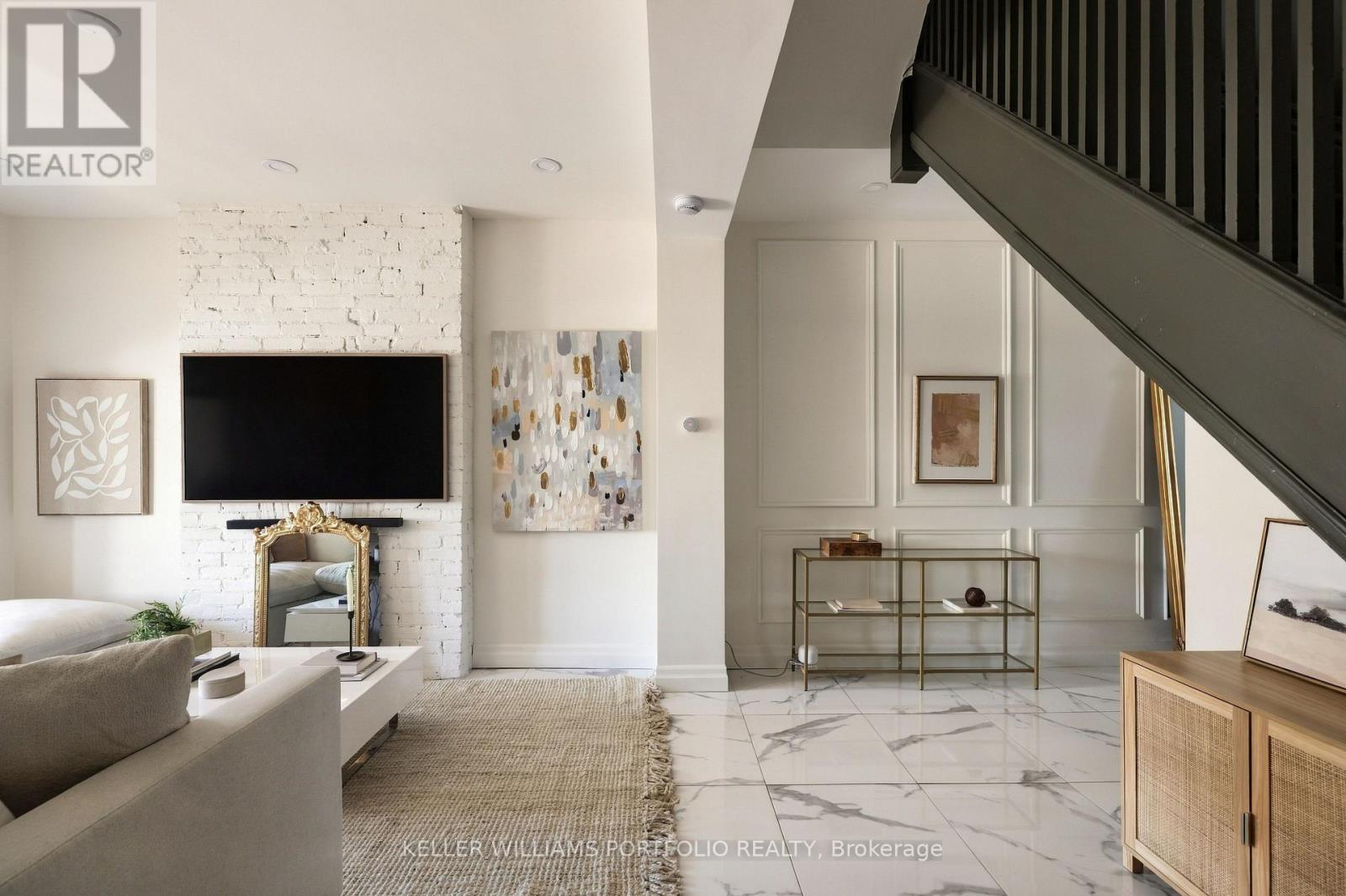 1006 Ossington Avenue, Toronto, ON photo 4