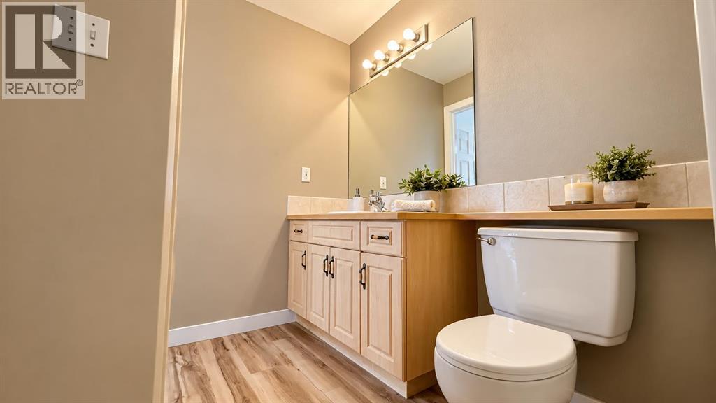 194 Peigan Court W, photo 24 of 35