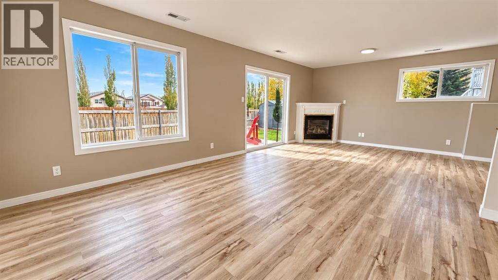 194 Peigan Court W, photo 22 of 35