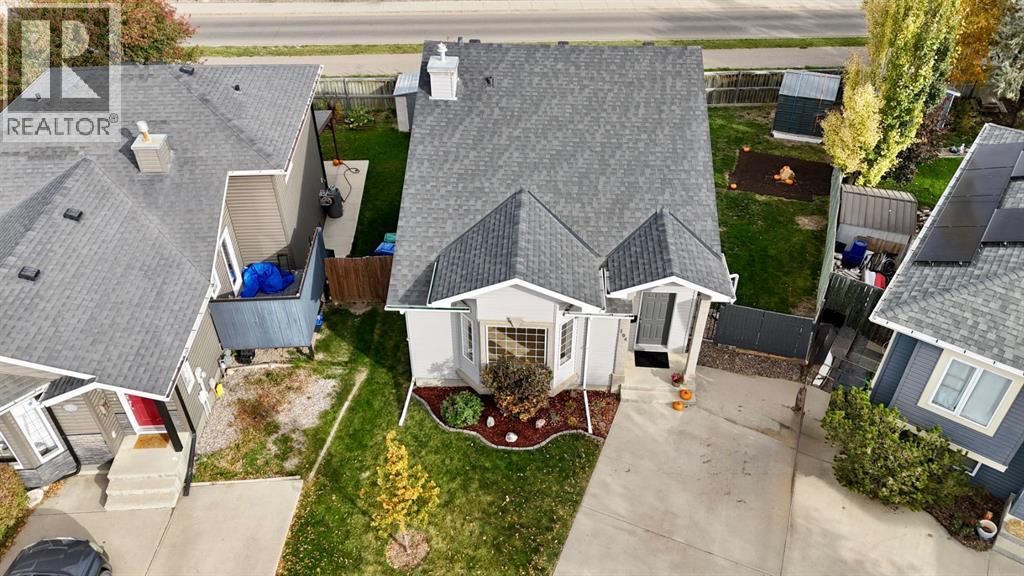 194 Peigan Court W, photo 33 of 35